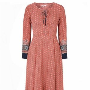 NWT GLAMOROUS Maxi Dress. Size XS.